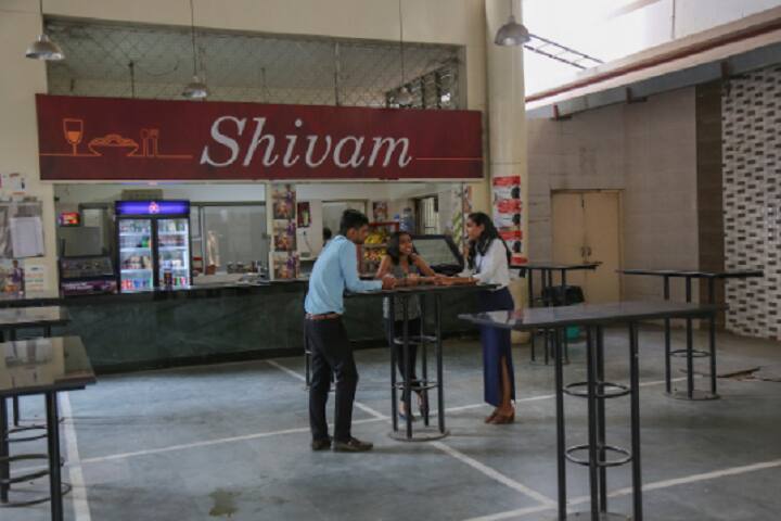 cafeteria